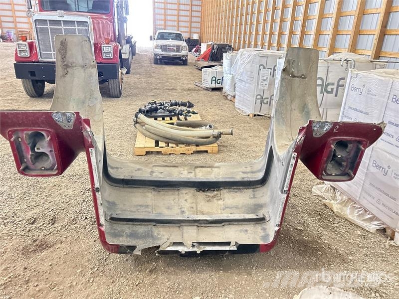  Fiberglass Truck Hood Assembly مكونات أخرى