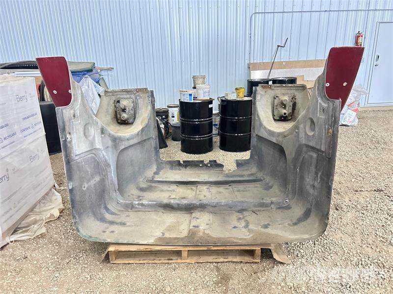  Fiberglass Truck Hood Assembly مكونات أخرى