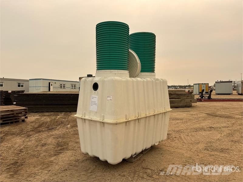 Fibre-Reinforced Plastic Septic Tank (Unused) 연료 및 첨가제 탱크