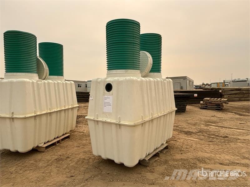 Fibre-Reinforced Plastic Septic Tank (Unused) 연료 및 첨가제 탱크