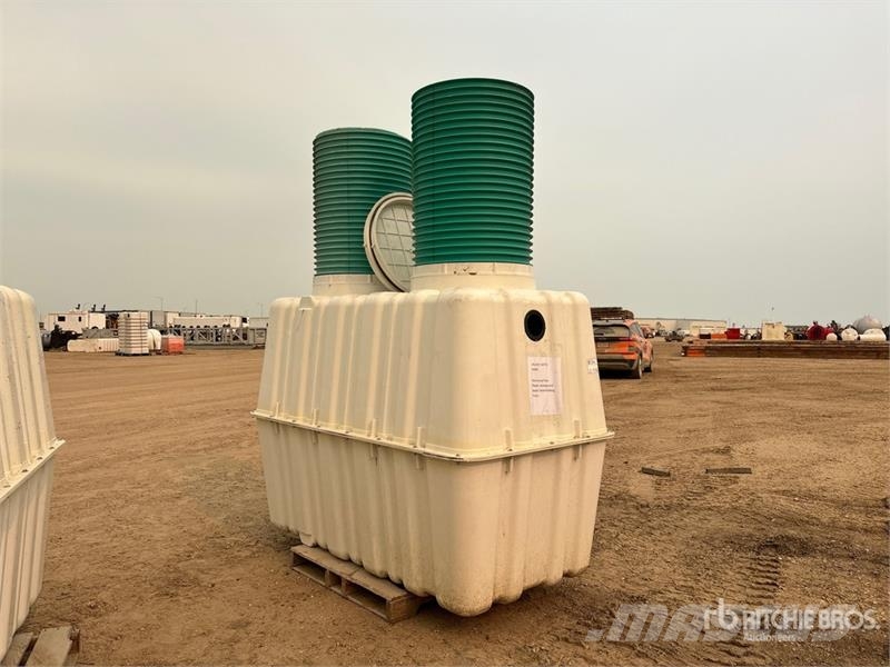 Fibre-Reinforced Plastic Septic Tank (Unused) 연료 및 첨가제 탱크