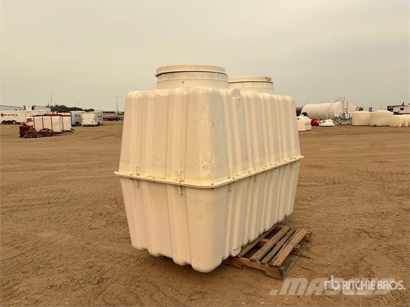 Fibre-Reinforced Plastic Septic Tank (Unused) 연료 및 첨가제 탱크