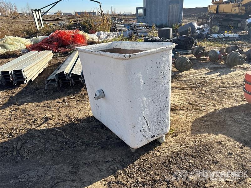  Fibreglass Man Basket معدات النقل - غير ذلك
