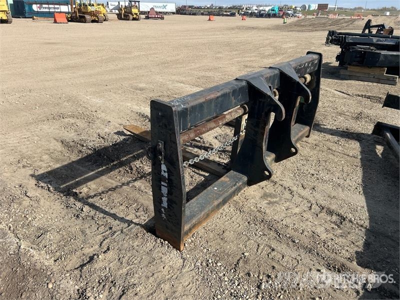 Finning 60 in Q/C Wheel Loader Forks - Fits IT28G Vilice