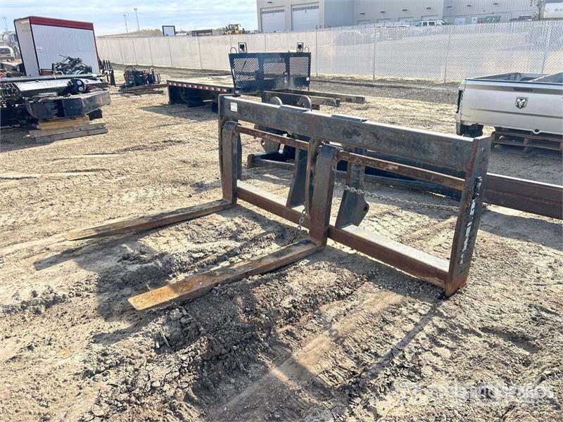 Finning 60 in Q/C Wheel Loader Forks - Fits IT28G Vilice