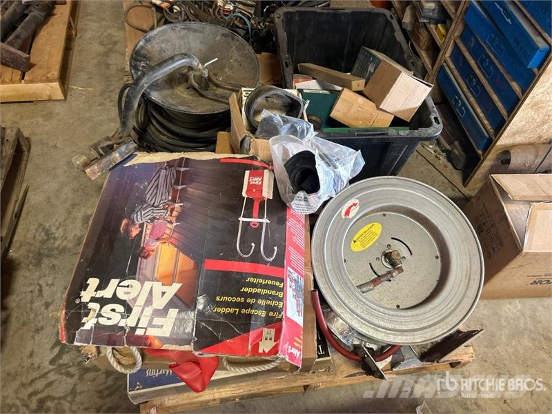 Fire Escape Ladder, Internet Router & Hose Reel Drugi deli