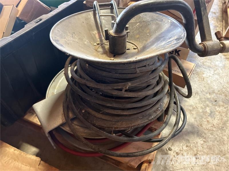 Fire Escape Ladder, Internet Router & Hose Reel Drugi deli