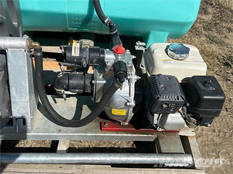 Fire Fighting Tank, Hose & Pump on Skid Altri componenti