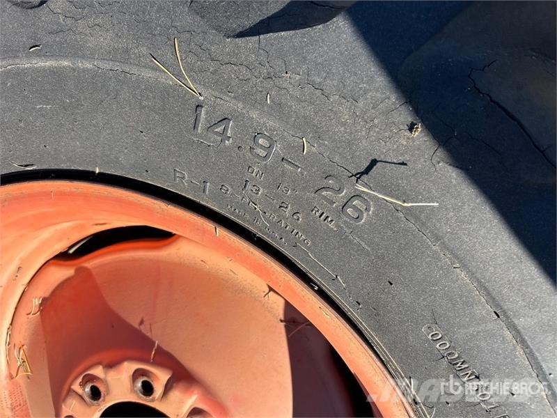 Firestone 14.9-26 Tires الإطارات والعجلات والحافات