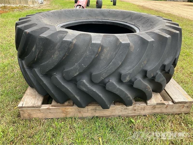 Firestone 18.4-26 Tires Padangos, ratai ir ratlankiai