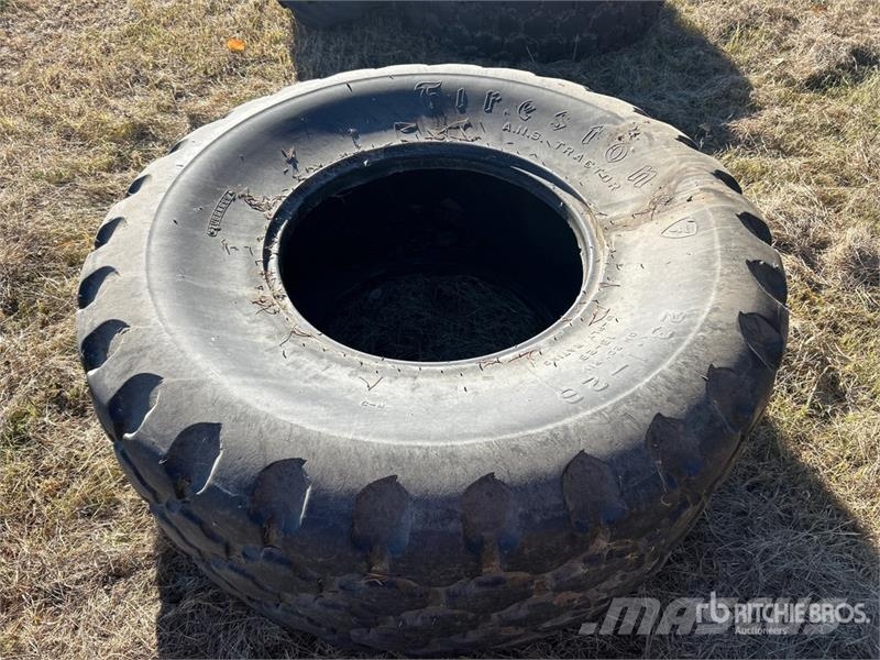 Firestone 23.1-26 Tires Gume, točkovi i felne