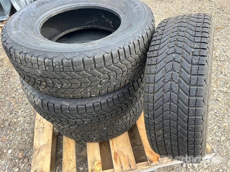Firestone 265/70R17 Tires 轮胎、车轮和轮圈