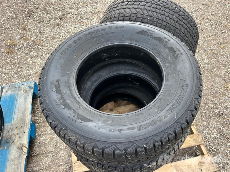 Firestone 265/70R17 Tires 轮胎、车轮和轮圈