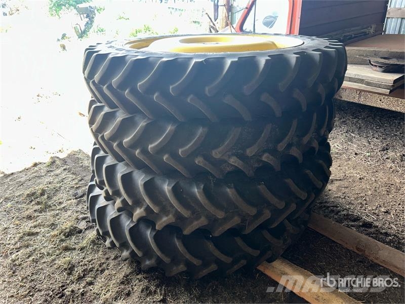 Firestone 320/90R46 Sprayer Tires Däck, hjul och fälgar
