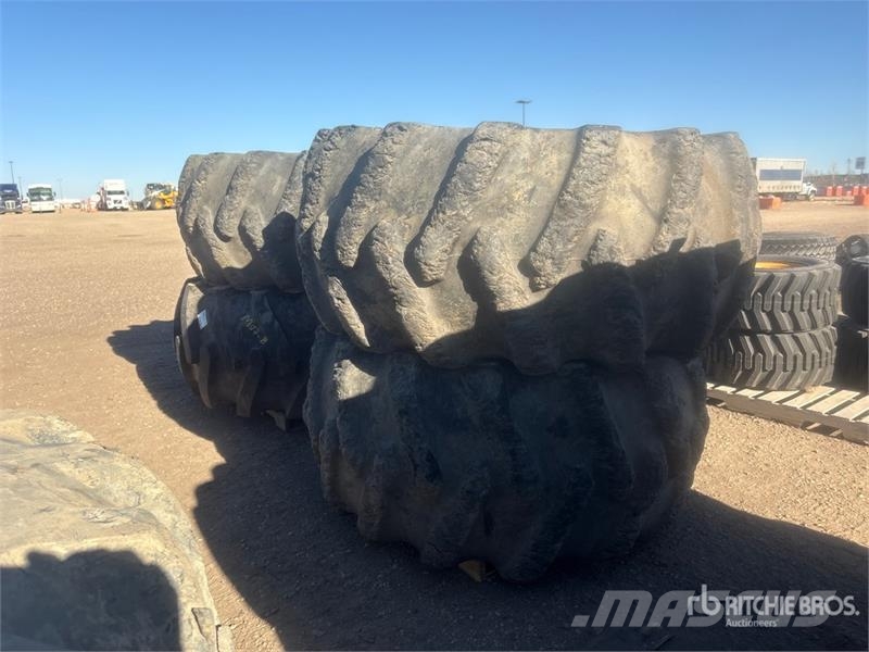Firestone Skidder Tires Gume, točkovi i felne