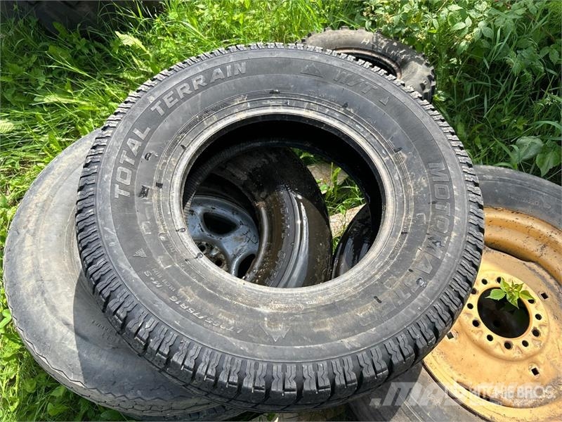 Firestone Tires Pneumatiky, kolesá a ráfiky