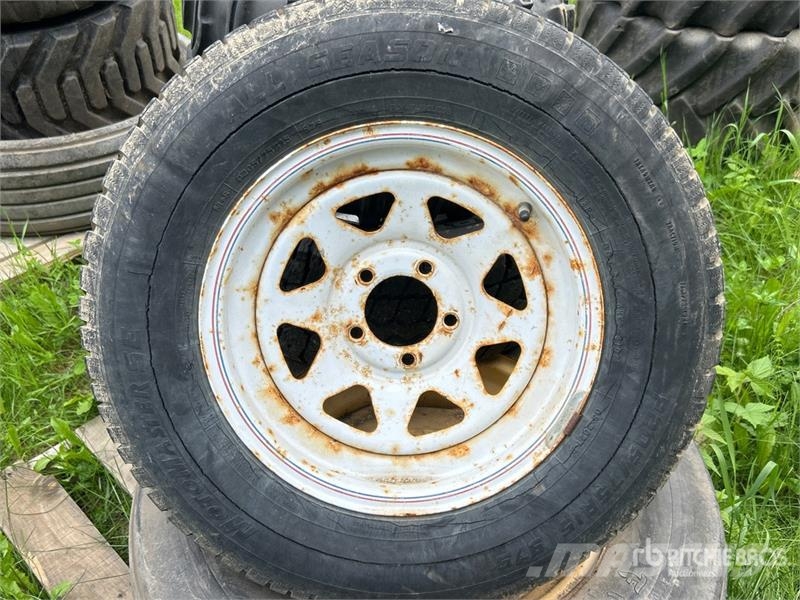 Firestone Tires Pneumatiky, kolesá a ráfiky