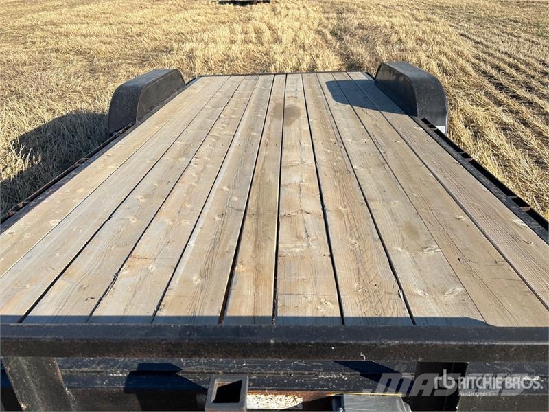 Flaman 18 ft T/A Equipment Trailer Трейлери колесного транспортного засобу