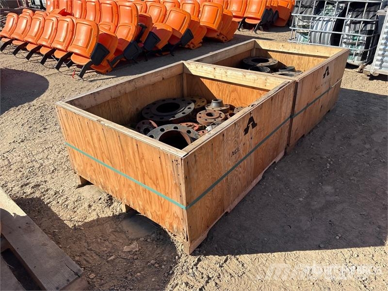 Flanges Fittings and Zariadenie na spracovanie