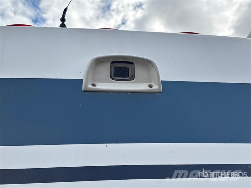 Fleetwood Discovery Motor Home Obytné vozy a karavany