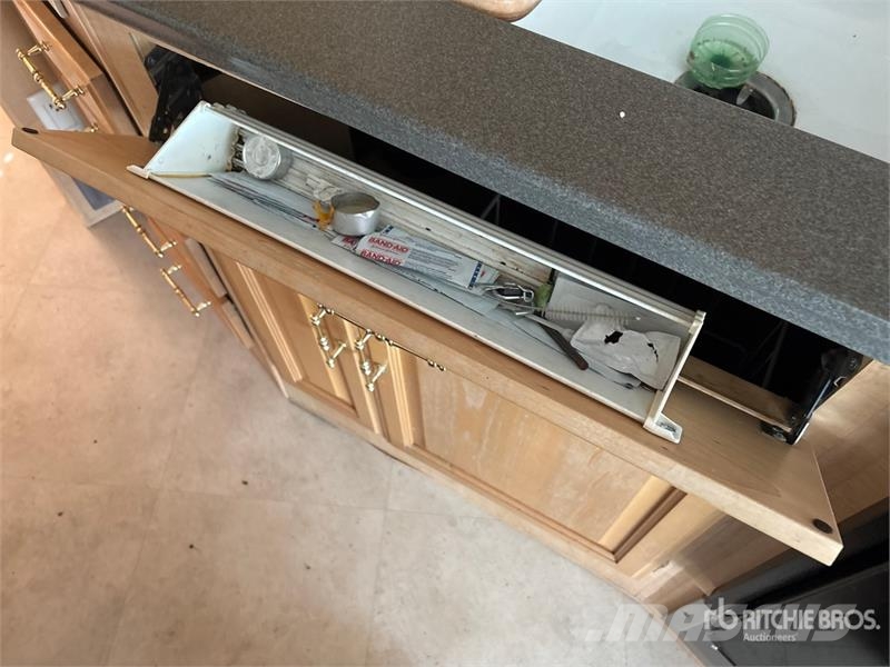 Fleetwood Discovery Motor Home Obytné vozy a karavany