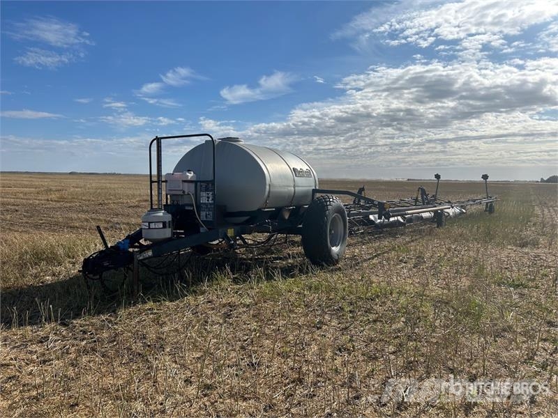 Flexi-Coil 100 ft S/A Pull-Type Sprayer Vučene prskalice