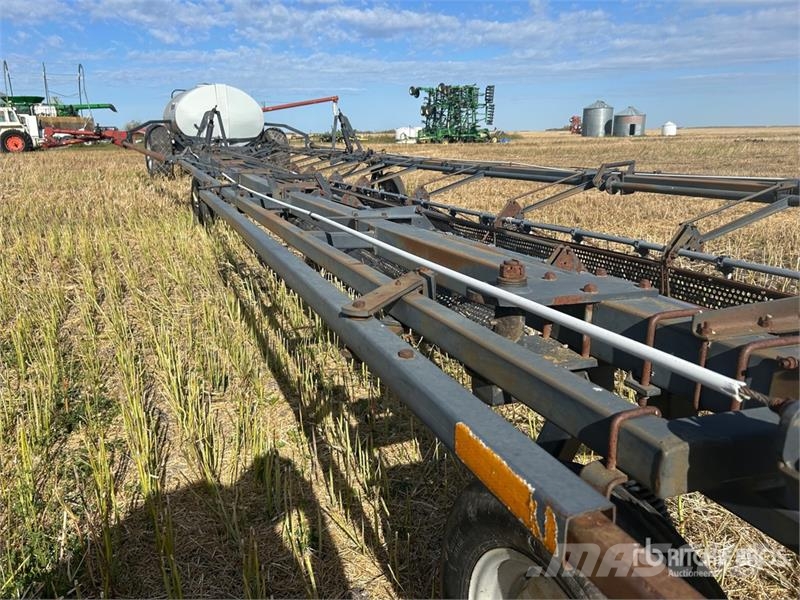 Flexi-Coil 100 ft S/A Pull-Type Sprayer Vučene prskalice