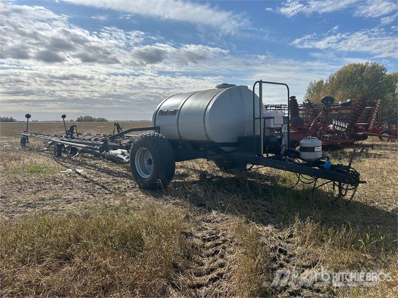 Flexi-Coil 100 ft S/A Pull-Type Sprayer Vučene prskalice