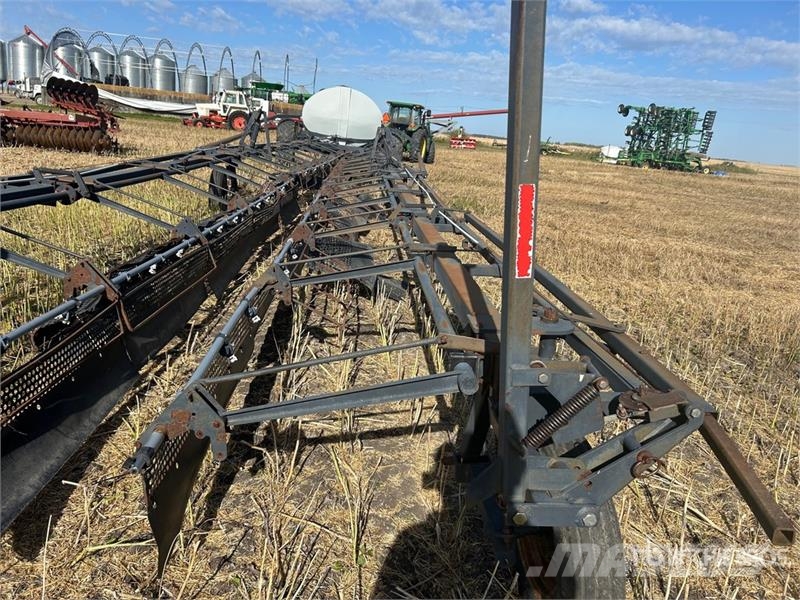 Flexi-Coil 100 ft S/A Pull-Type Sprayer Vučene prskalice