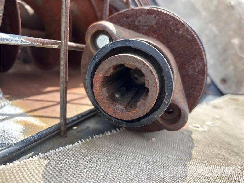 Flexi-Coil 1065 10 in x 65 ft Grain Auger Sauterelle, tapis roulant, vis sans fin