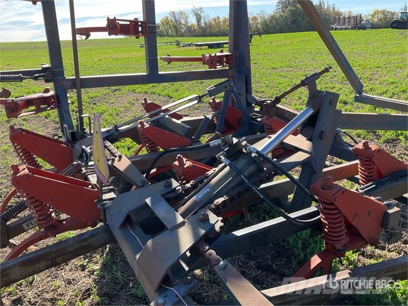 Flexi-Coil 300 B 40 ft Cultivator Kultivatorji