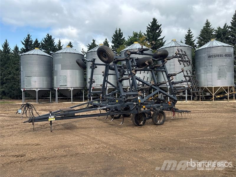 Flexi-Coil 340 33 ft Cultivator Cultivatoren