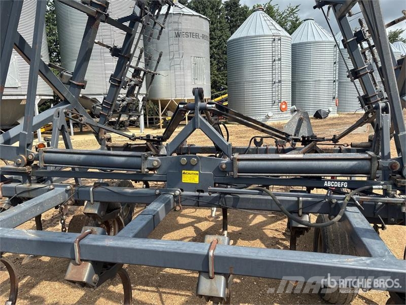 Flexi-Coil 340 33 ft Cultivator Cultivatoren