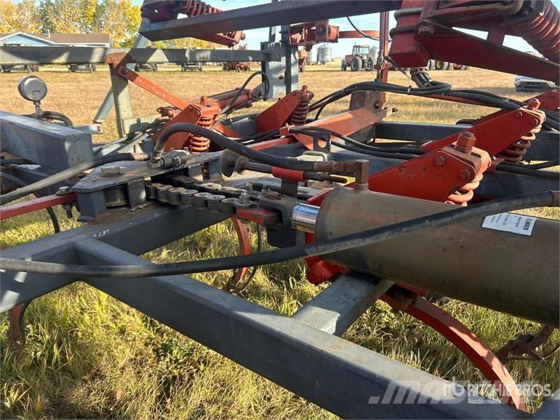 Flexi-Coil 600 47 ft Chisel Plow Beitelploeg