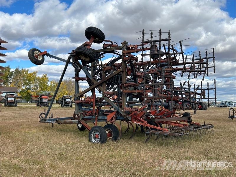 Flexi-Coil 600 47 ft Chisel Plow Beitelploeg