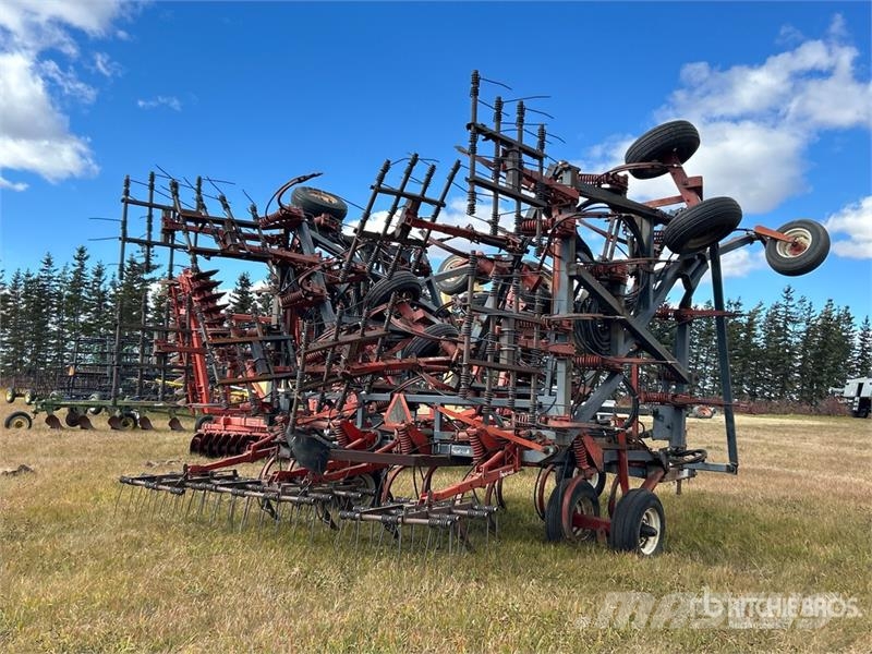 Flexi-Coil 600 47 ft Chisel Plow Beitelploeg