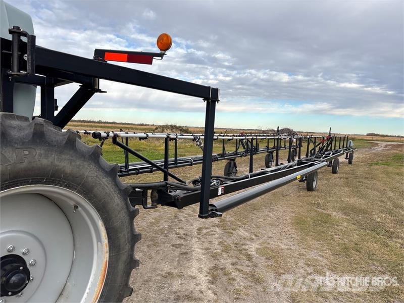Flexi-Coil 68XL 120 ft S/A Pull-Type Sprayer Pulverizadores arrastrados