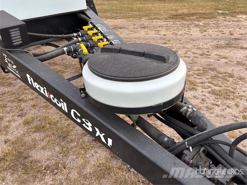 Flexi-Coil 68XL 120 ft S/A Pull-Type Sprayer Pulverizadores arrastrados
