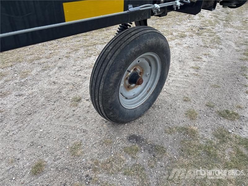 Flexi-Coil 68XL 120 ft S/A Pull-Type Sprayer Pulverizadores arrastrados