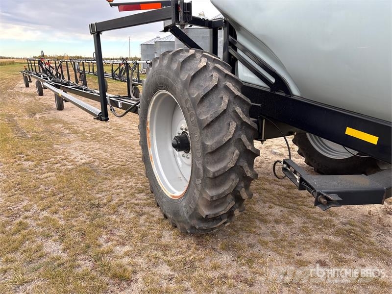 Flexi-Coil 68XL 120 ft S/A Pull-Type Sprayer Pulverizadores arrastrados
