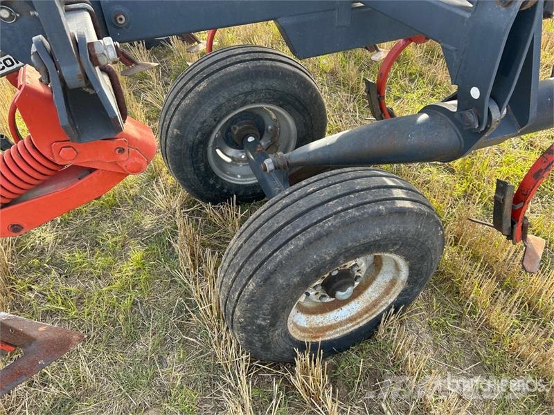 Flexi-Coil 800 51 ft Cultivator Kultivatoriai