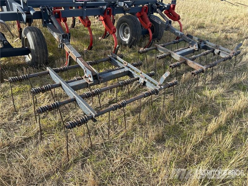Flexi-Coil 800 51 ft Cultivator Kultivatoriai