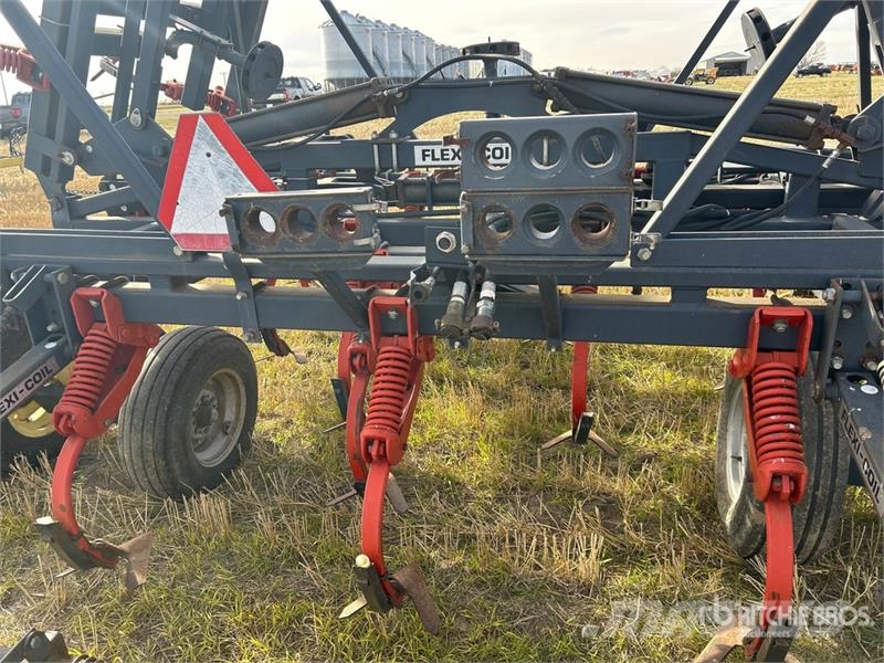 Flexi-Coil 800 51 ft Cultivator Kultivatoriai