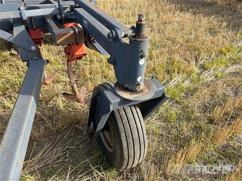 Flexi-Coil 800 51 ft Cultivator Kultivatoriai