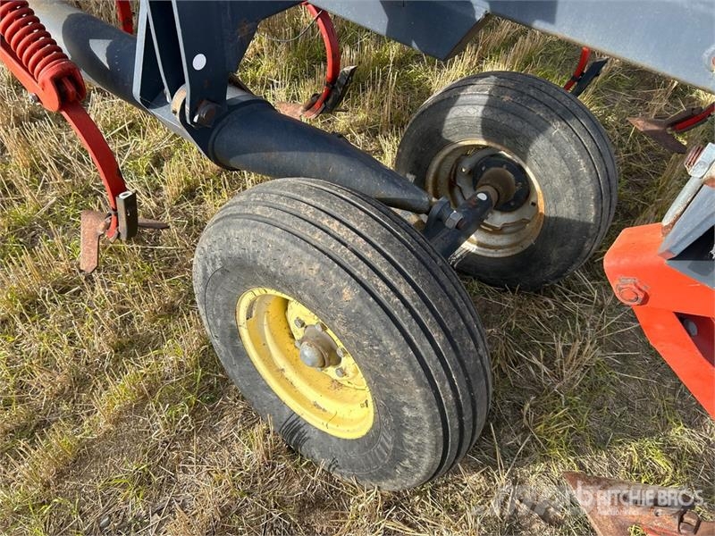 Flexi-Coil 800 51 ft Cultivator Kultivatoriai