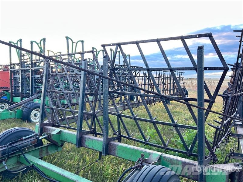 Flexi-Coil S80 68 ft Diamond Harrow Borona