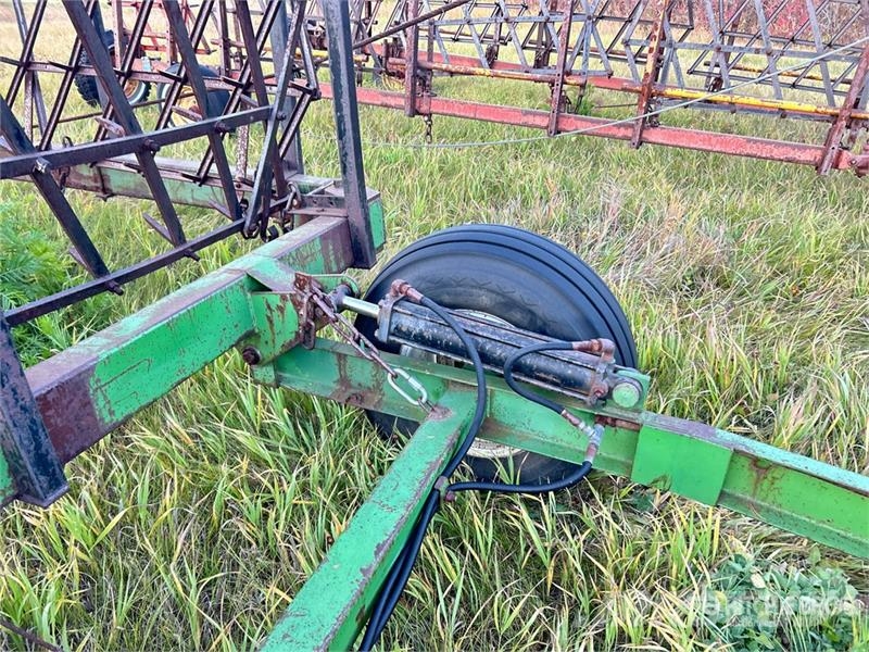 Flexi-Coil S80 68 ft Diamond Harrow Borona
