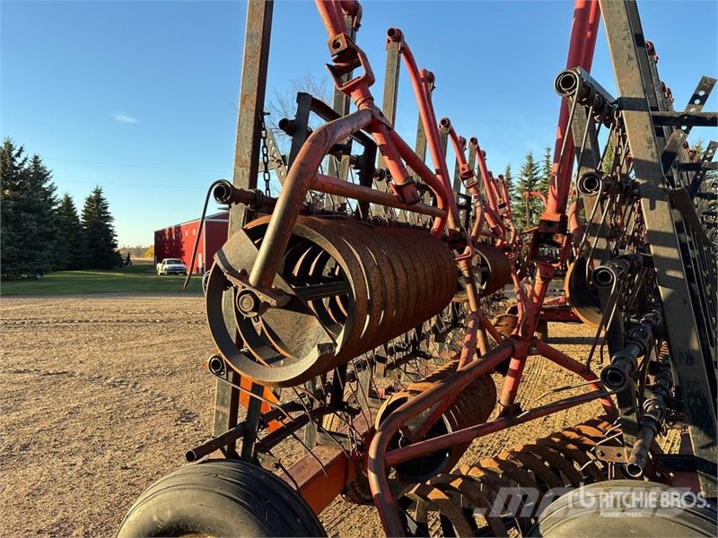 Flexi-Coil S92 70 ft Harrow Grades