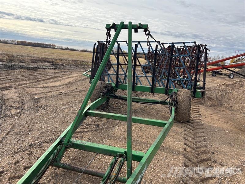 Flexi-Coil System 82 70 ft Diamond Harrow Harrows