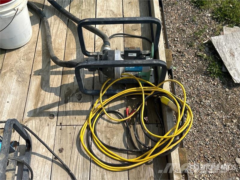 Flowserve Chemical Pump ポンプとミキサー